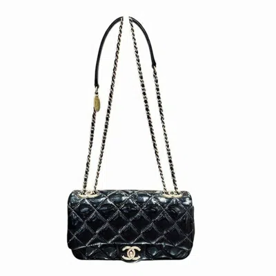 Pre-owned Chanel Leather Handbag Shoulder Bag () In Black