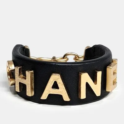 Pre-owned Chanel Leather Logo Bracelet In Multi