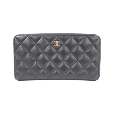 Pre-owned Chanel Leather Long Wallet (bi-fold) () In Black