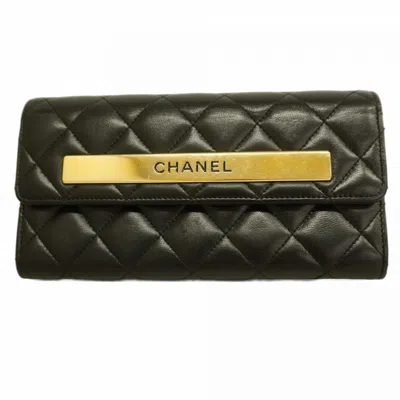 Pre-owned Chanel Leather Long Wallet (bi-fold) () In Black