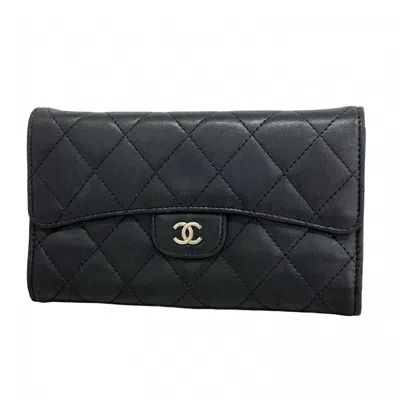 Pre-owned Chanel Leather Long Wallet (bi-fold) () In Black