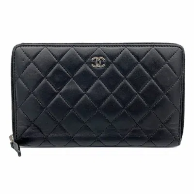 Pre-owned Chanel Leather Long Wallet (bi-fold) () In Black