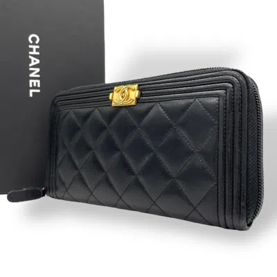 Pre-owned Chanel Leather Long Wallet (bi-fold) () In Black