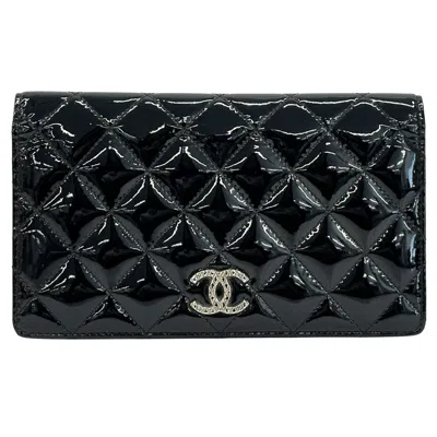 Pre-owned Chanel Leather Long Wallet (bi-fold) () In Black