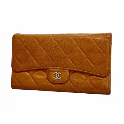 Pre-owned Chanel Leather Long Wallet (tri-fold) ()