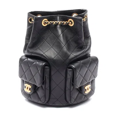 Pre-owned Chanel Leather Matelasse Backpack In Black