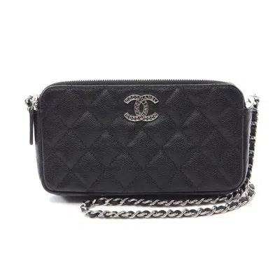 Pre-owned Chanel Leather Matelasse Shoulder Bag In Black