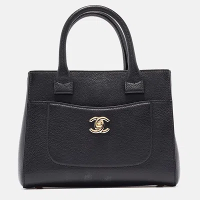 Pre-owned Chanel Leather Mini Neo Executive Tote In Black