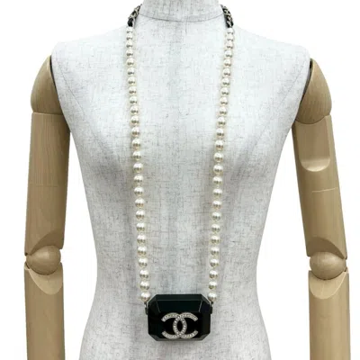 Pre-owned Chanel Leather Necklace () In Multi