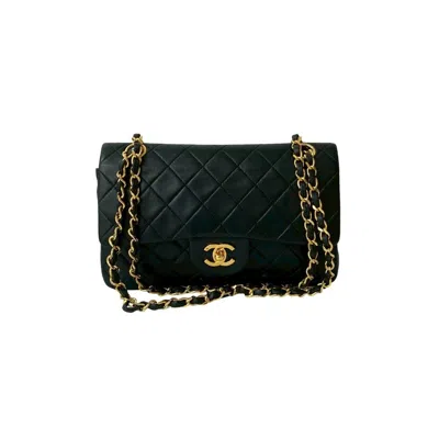 Pre-owned Chanel Leather Pochette Shoulder Bag () In Black