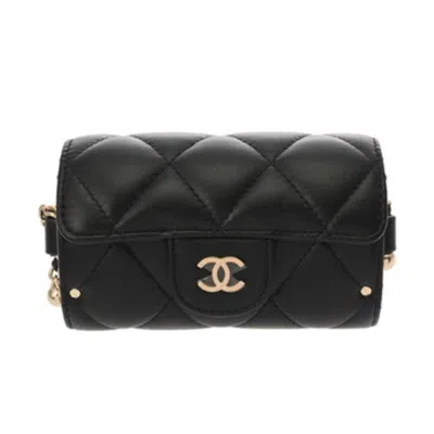 Pre-owned Chanel Leather Pouch () In Black