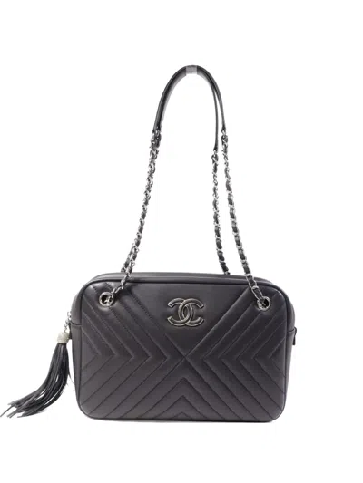 Pre-owned Chanel Leather Shoulder Bag In Black
