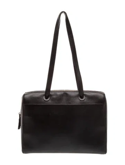 Pre-owned Chanel Leather Shoulder Bag In Black