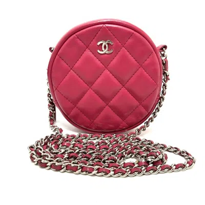 Pre-owned Chanel Leather Shoulder Bag ()