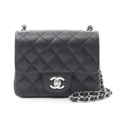 Pre-owned Chanel Leather Shoulder Bag () In Black