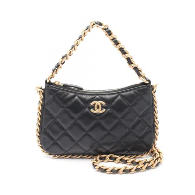 Pre-owned Chanel Leather Shoulder Bag () In Black