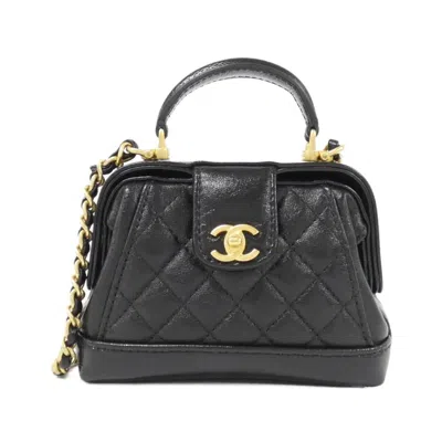 Pre-owned Chanel Leather Shoulder Bag () In Black