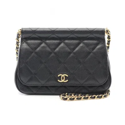 Pre-owned Chanel Leather Shoulder Bag () In Black
