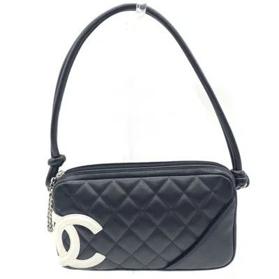 Pre-owned Chanel Leather Shoulder Bag () In Black