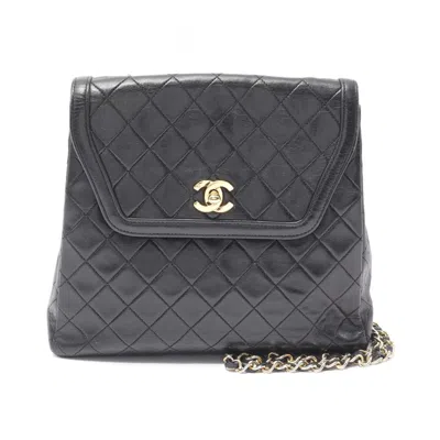 Pre-owned Chanel Leather Shoulder Bag () In Black