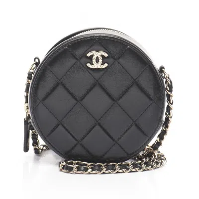 Pre-owned Chanel Leather Shoulder Bag () In Black