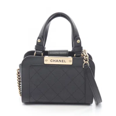 Pre-owned Chanel Leather Shoulder Bag () In Black