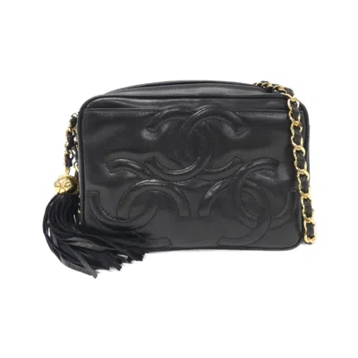 Pre-owned Chanel Leather Shoulder Bag () In Black