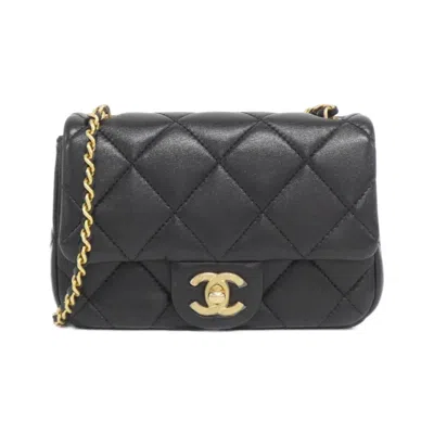 Pre-owned Chanel Leather Shoulder Bag () In Black