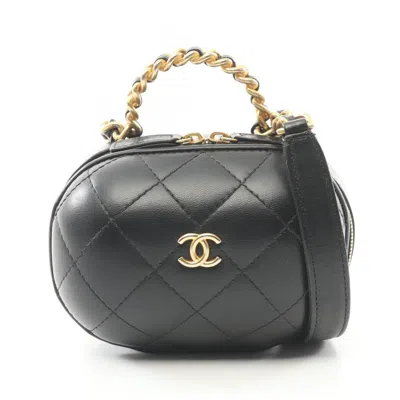 Pre-owned Chanel Leather Shoulder Bag () In Black