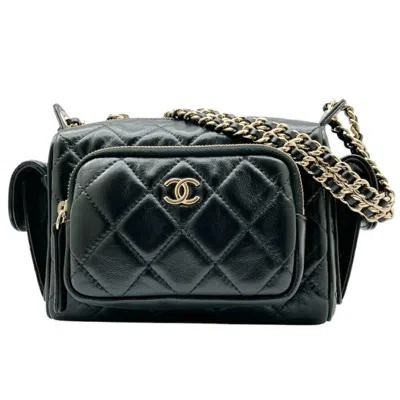 Pre-owned Chanel Leather Shoulder Bag () In Black