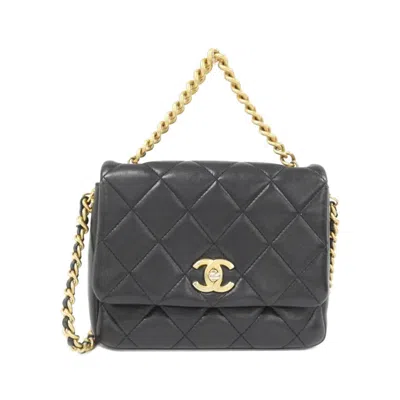 Pre-owned Chanel Leather Shoulder Bag () In Black