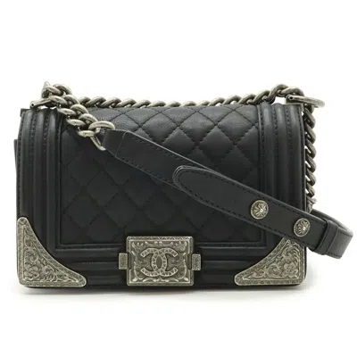 Pre-owned Chanel Leather Shoulder Bag () In Black