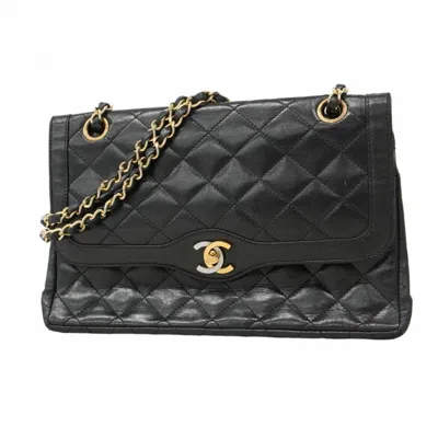 Pre-owned Chanel Leather Shoulder Bag () In Black