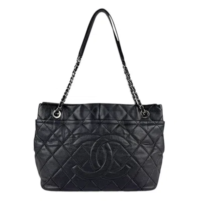Pre-owned Chanel Leather Shoulder Bag () In Black