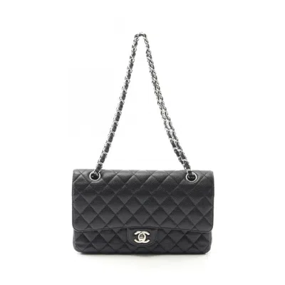 Pre-owned Chanel Leather Shoulder Bag () In Black