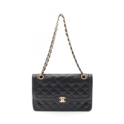 Pre-owned Chanel Leather Shoulder Bag () In Black