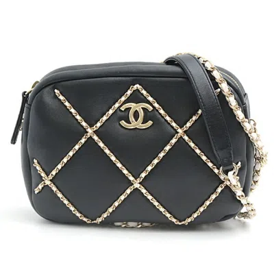 Pre-owned Chanel Leather Shoulder Bag () In Black