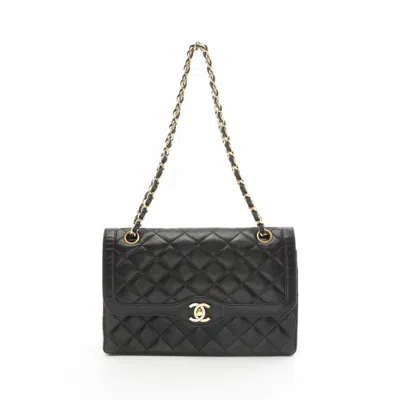 Pre-owned Chanel Leather Shoulder Bag () In Black