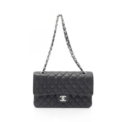 Pre-owned Chanel Leather Shoulder Bag () In Black