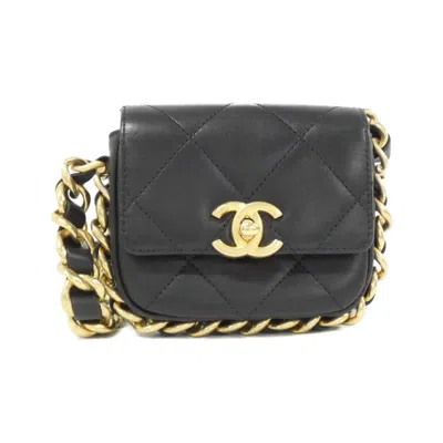Pre-owned Chanel Leather Shoulder Bag () In Black