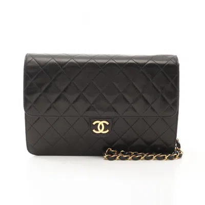 Pre-owned Chanel Leather Shoulder Bag () In Black