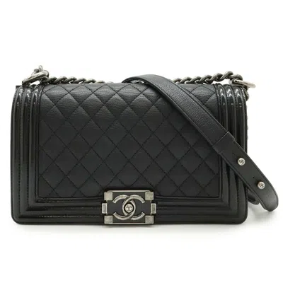 Pre-owned Chanel Leather Shoulder Bag () In Black