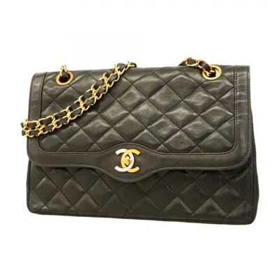 Pre-owned Chanel Leather Shoulder Bag () In Black