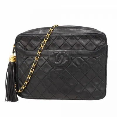 Pre-owned Chanel Leather Shoulder Bag () In Black