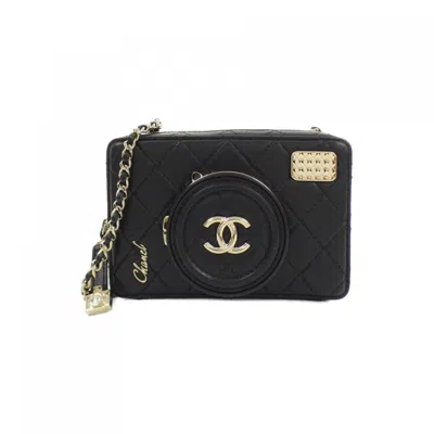 Pre-owned Chanel Leather Shoulder Bag () In Black