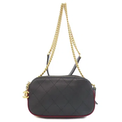 Pre-owned Chanel Leather Shoulder Bag () In Black