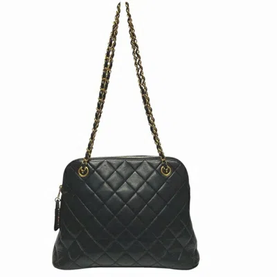 Pre-owned Chanel Leather Shoulder Bag () In Black