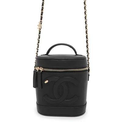 Pre-owned Chanel Leather Shoulder Bag () In Black