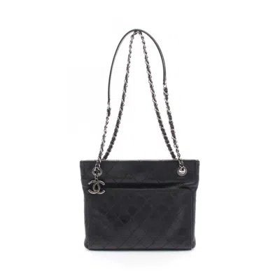 Pre-owned Chanel Leather Shoulder Bag () In Black
