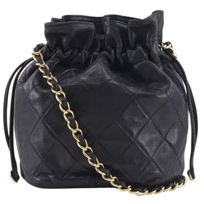 Pre-owned Chanel Leather Shoulder Bag () In Black